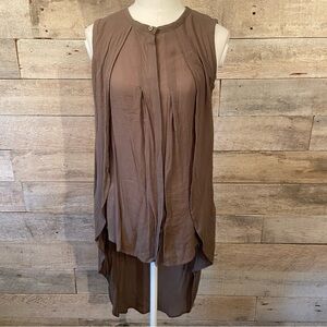 Laura Ashley women's beige coloured hi low button blouse in size 4